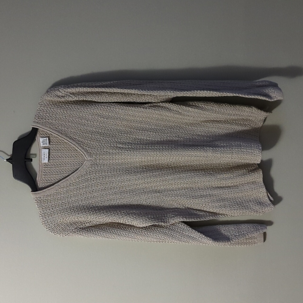 summit hill - Oatmeal Knit V-Neck Sweater - Size: Medium